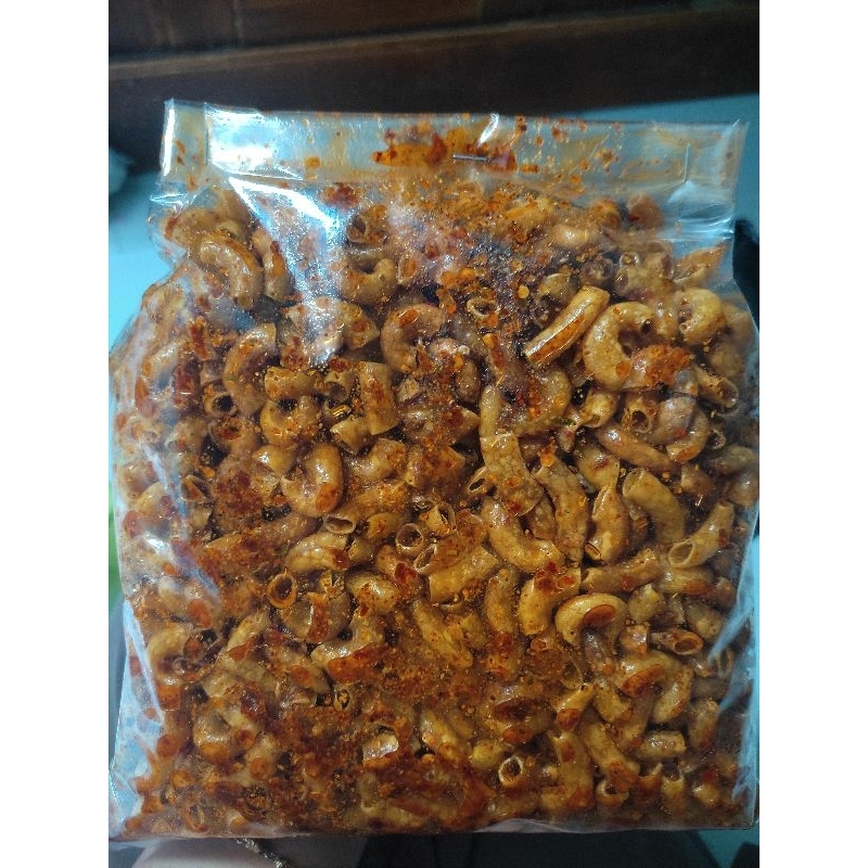 

MAKARONI KRIUK BUMBU PEDAS CIKUR