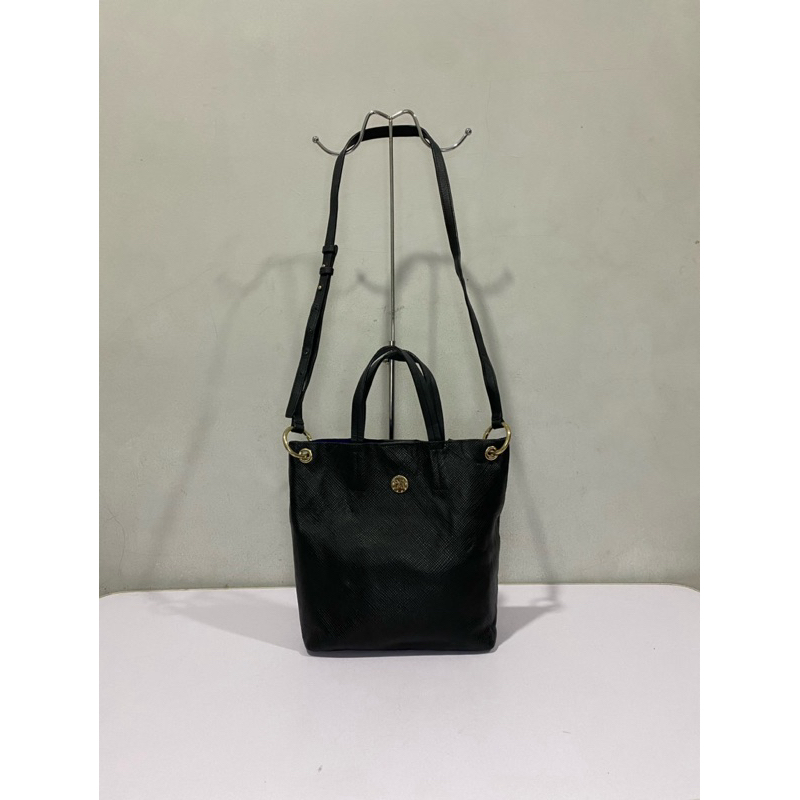 Metrocity sling bag