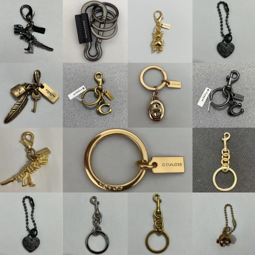 KODE J12G Coach New Yorks signature metal hang tag keychain bag charm Bag Accessories Charms Twillie