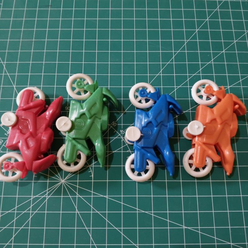 Mainan motor GP mini anak