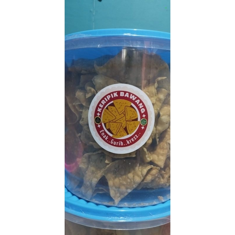 

Kripik pangsit jagung atau kripik bawang Risa