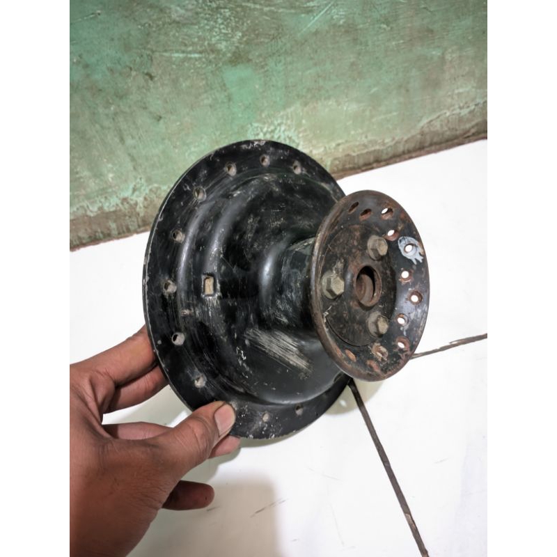 tromol depan ts125