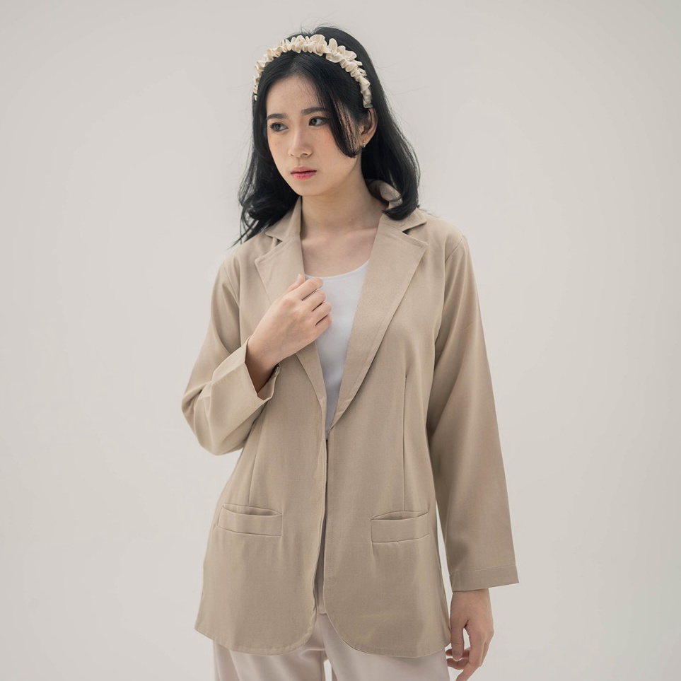 KODE U68N Blazer Semi Wool Wanita  Claire Blazer  HULM