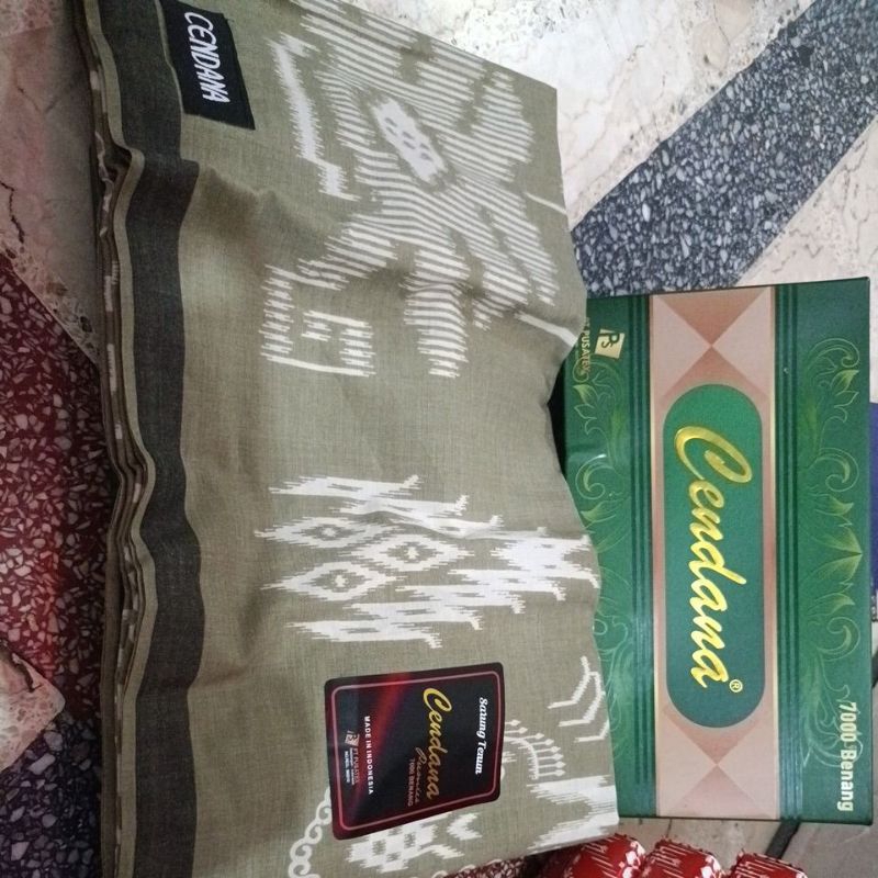 sarung tenun cendana