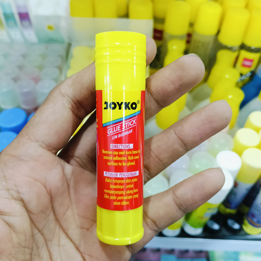 

LEM KERTAS JOYKO GLUE STIK 8grm