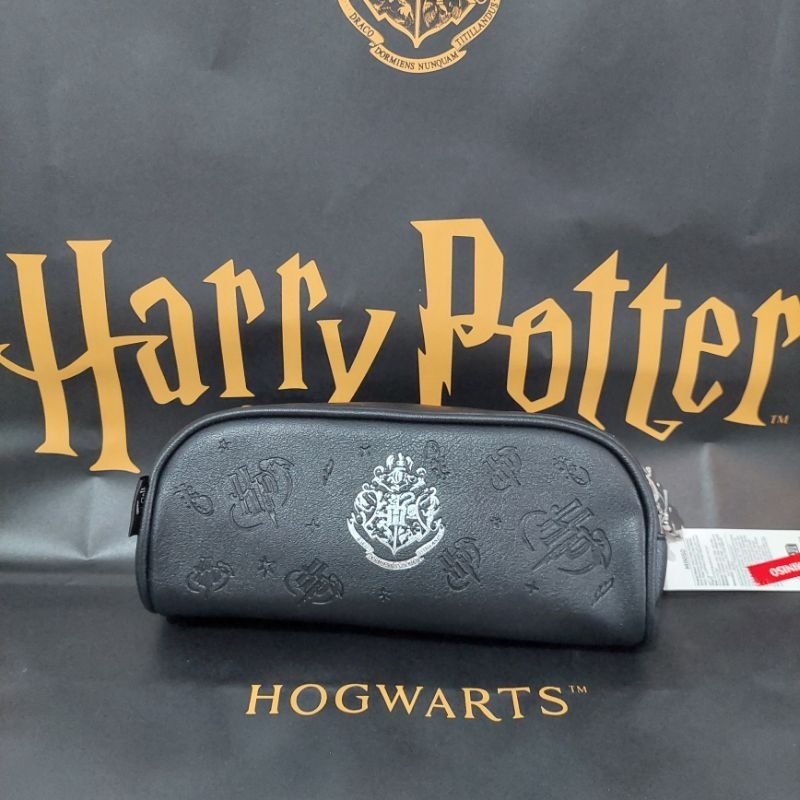 

READY Miniso X Harry Potter Embossed Silver Stamping Stationery Case BLACK