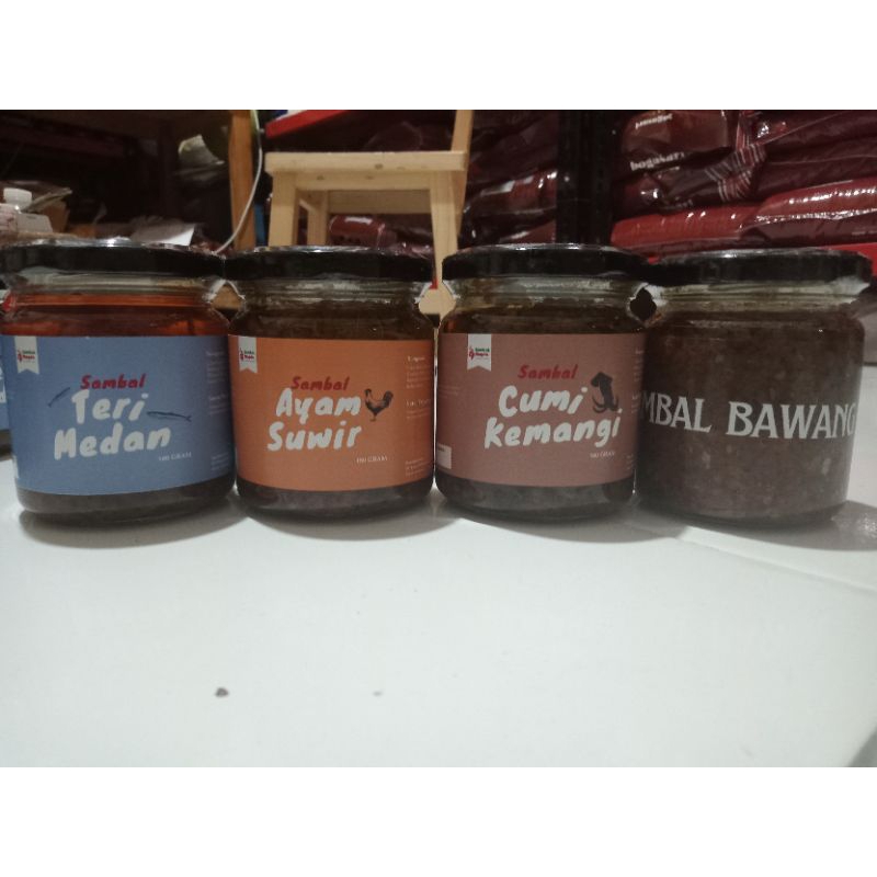 

sambal Magda cumi/teri/bawang 180 gram