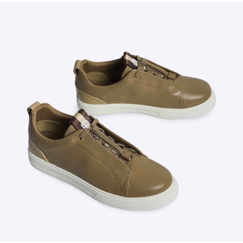 Sepatu pria Sneakers everbest original - fiery