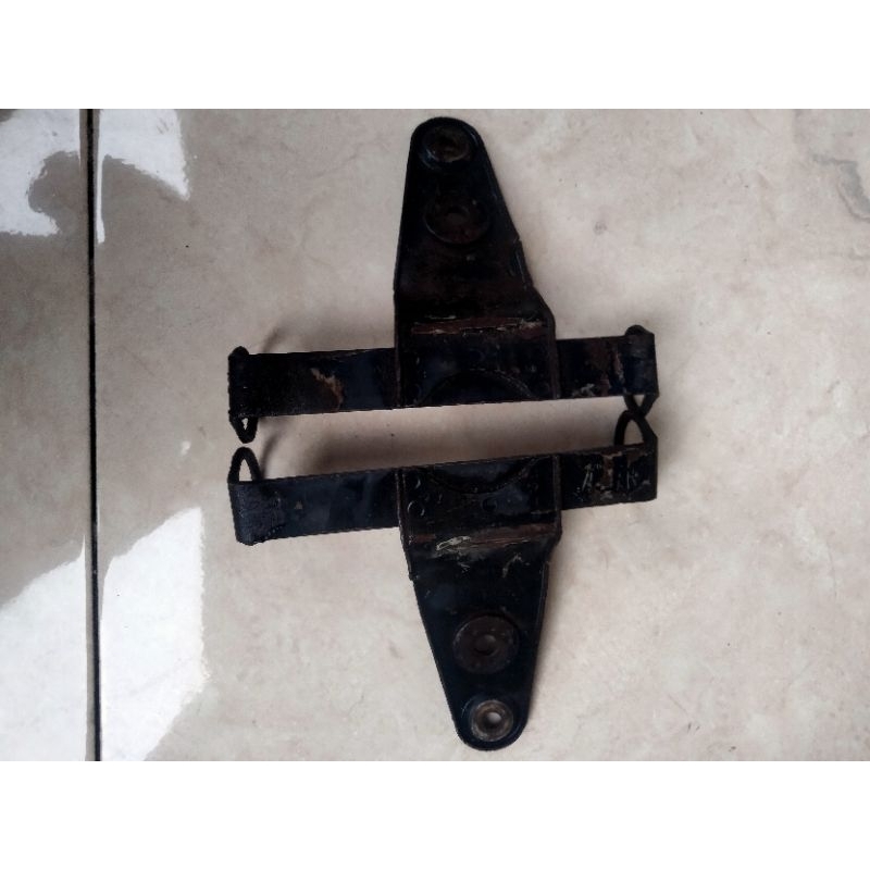 brekert lampu depan suzuki gp100 gp125 pangkon lampu depan suzuki gp