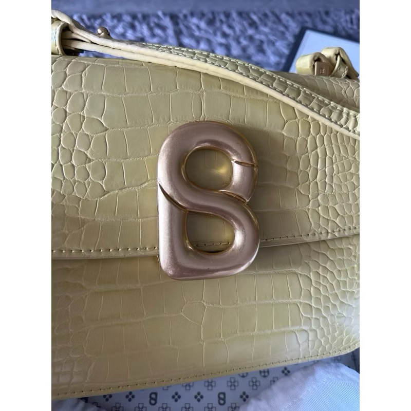 Audrey 2.0 medium bag buttonscarves