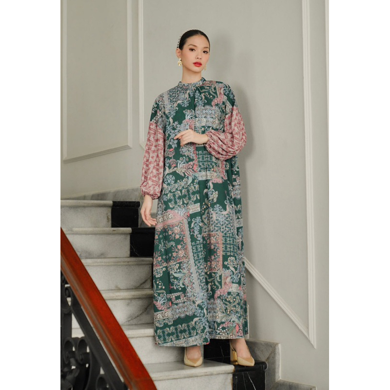 Benang Jarum-Serenity Soiree Maxi Dress-Emerald