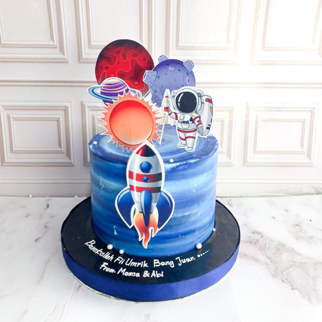 

Kue Ulang Tahun/Birthday Cake/Kue Birthday Tema Astronout/Kue Birthday Jakarta