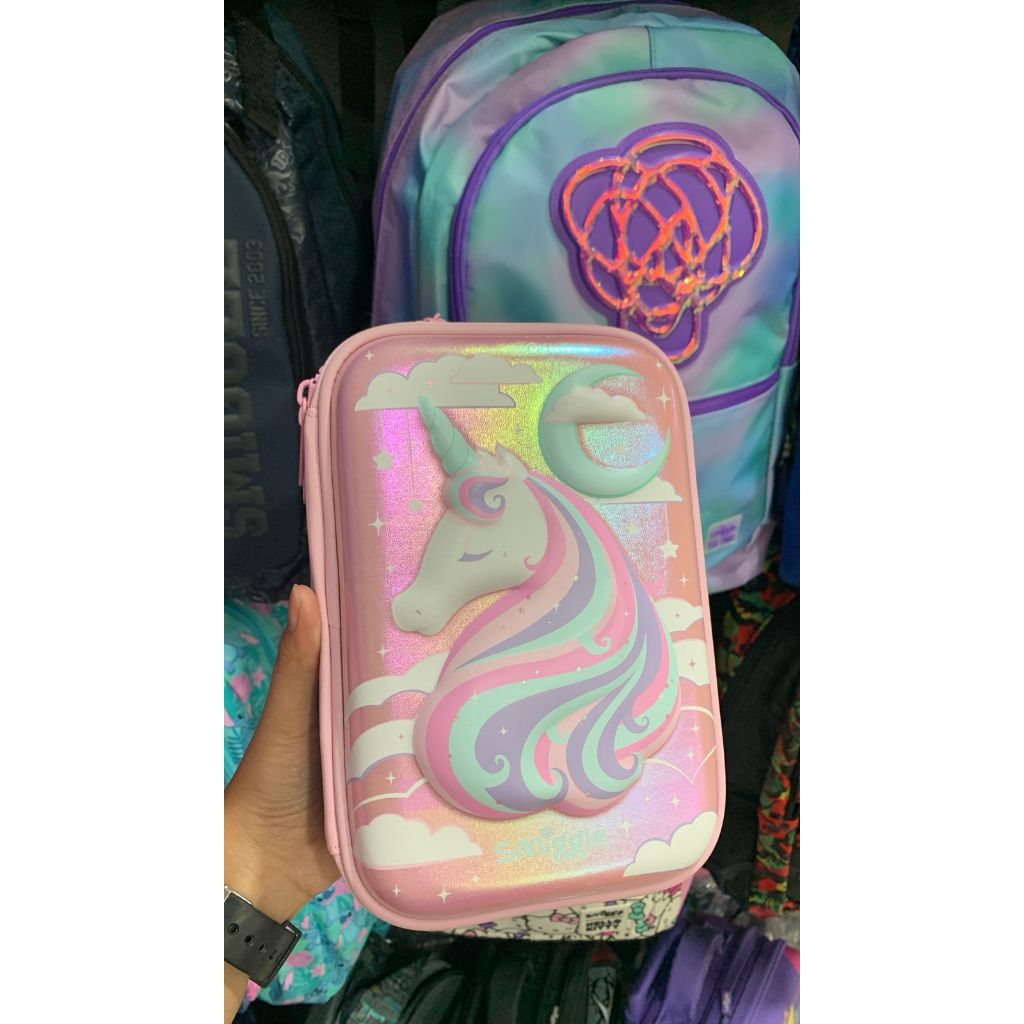 

SMIGGLE MYSTERIOUS PENSILCASE TRIPLE UNICORN - TEMPAT PENSIL SMIGGLE