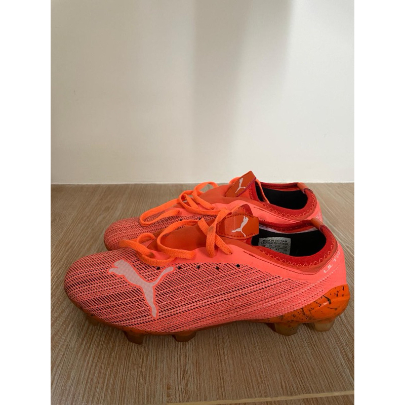 Sepatu Sepak Bola (soccer / football ) Puma Ultra KW Super (Second / Used)