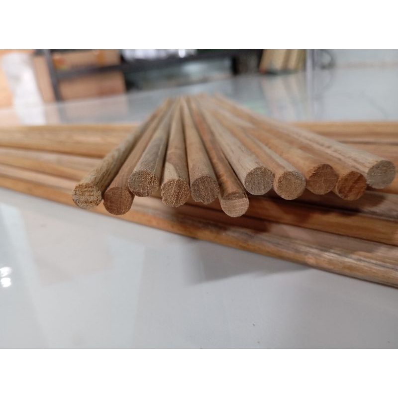 Tiang sangkar burung kayu jati bulat 8mm/stik kayu jati 5pcs panjang 1meter