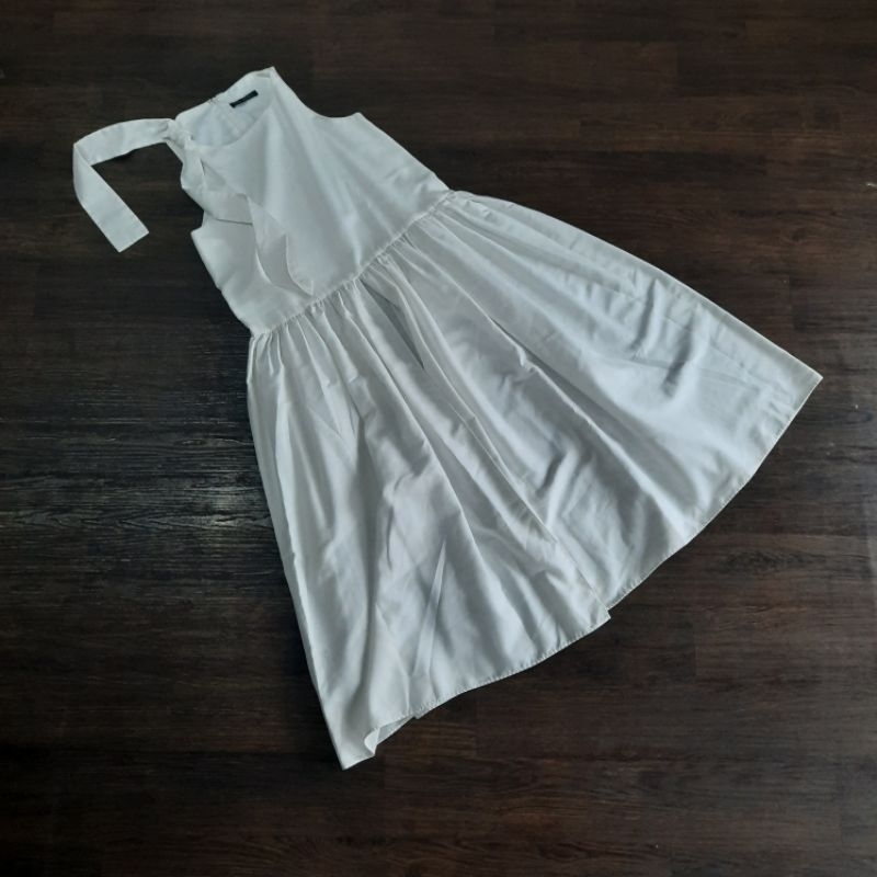 PeggyHartanto White Dress