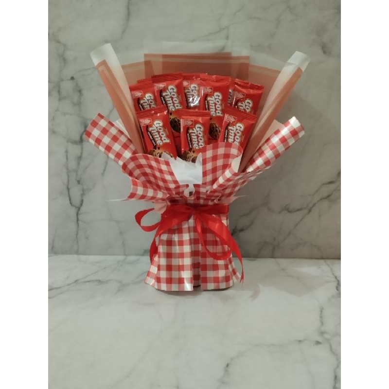 

Buket Snack Simpel / Bucket Ulang tahun / Kado Ulang Tahun Simple / Bucket Bunga / Flower Bucket / Buket Bunga