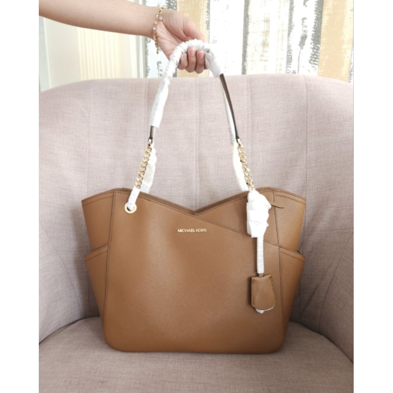 " SOLD OUT " MK Jet Set Travel Large Chain Lagguage