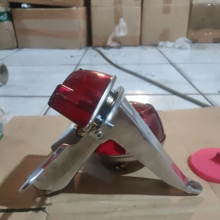 Lampu Stop Stopan Model DT Enduro Set Dudukan Pangkon Lampu Stoplamp DT Enduro Model Kodok