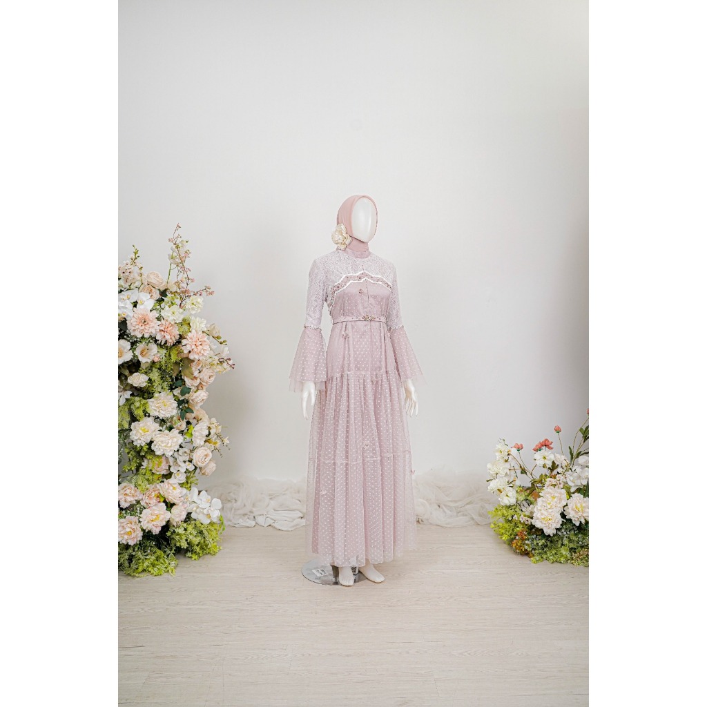 Annur Label Queenta Dress Premium Motif Bordir Tulle Dotty – Elegan untuk Resepsi, Prewedding & Page