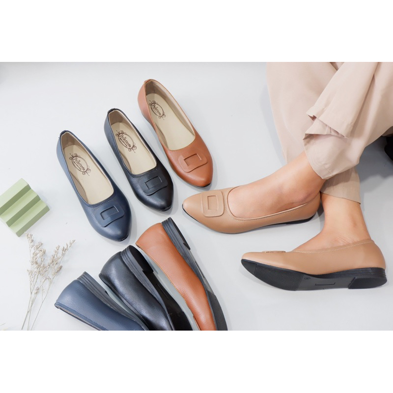 sepatu pantofel kulit wanita