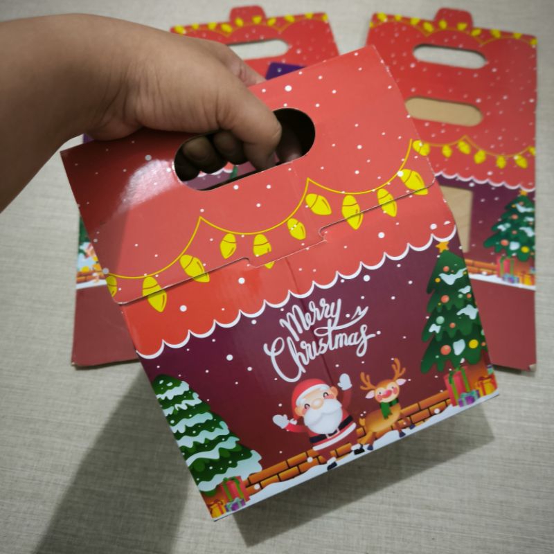 

Dapat 3 Pcs - Christmas Box Natal 2 Jar 600ml Box Natal Kue Kering Cookies