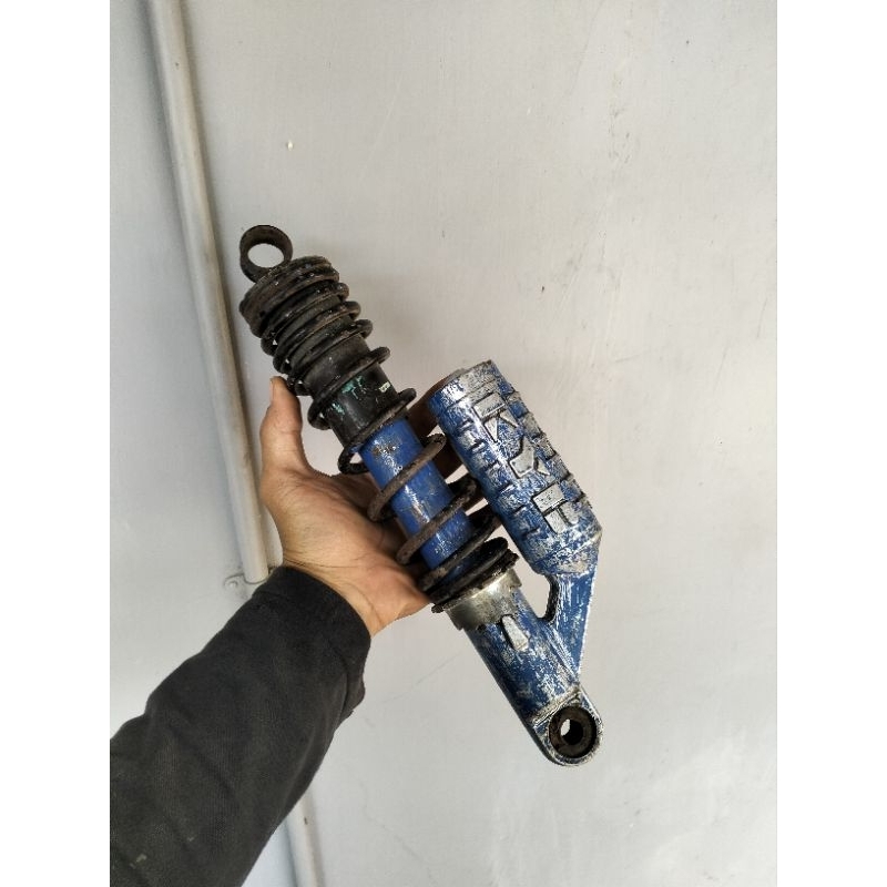 shock skok belakang kayaba kyb rzr original copotan cuma 1 / sebelah