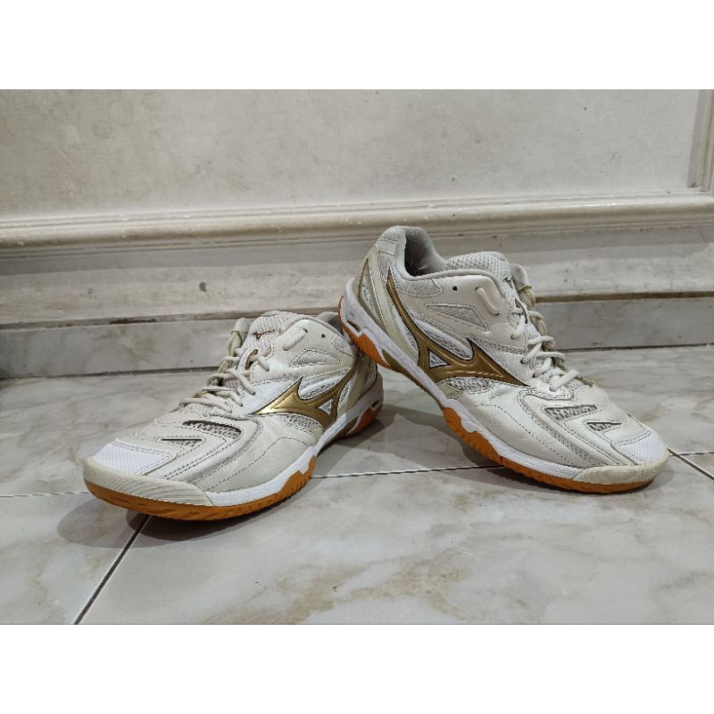 Mizuno wave fang pro