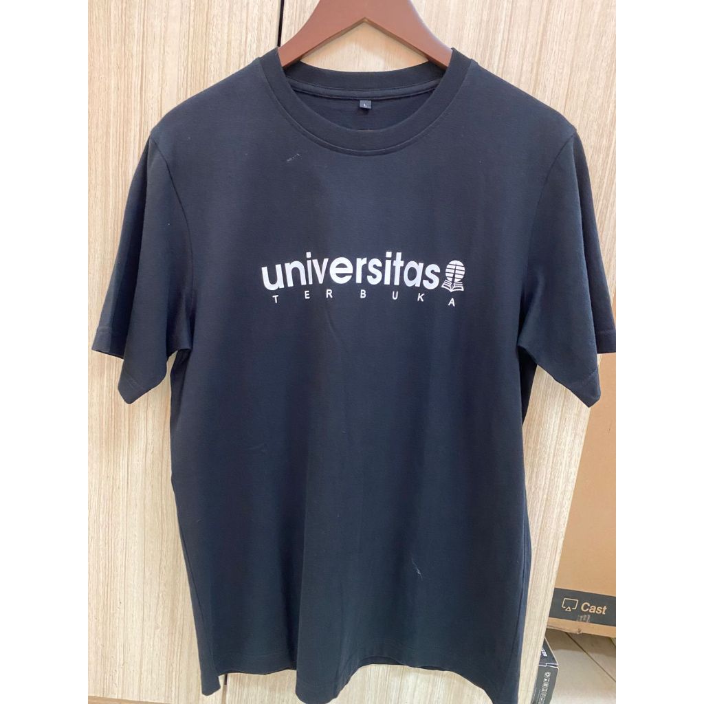 Kaos Oblong Navy Desain Universitas Terbuka (Simple)