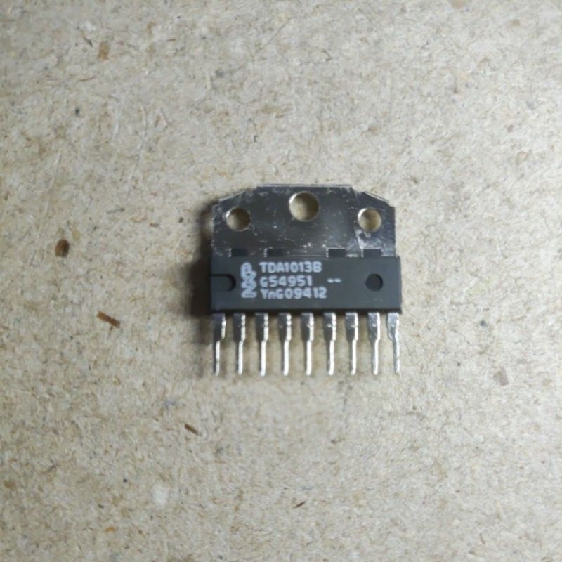 IC TDA 1013