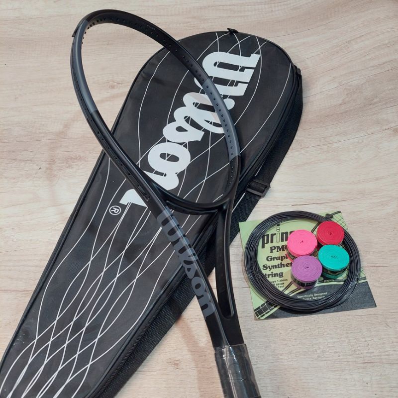 RAKET TENIS WILSON BLADE BLACK GREY PREMIUM SIAP PAKAI SUDAH TERPASANG SENAR
