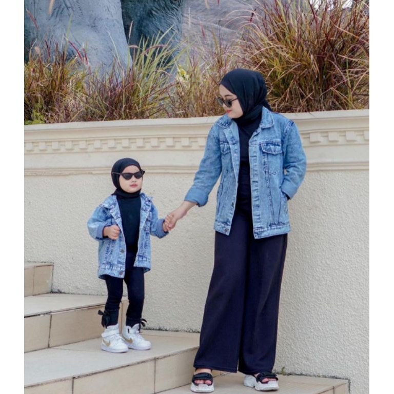 KODE W46E Jaket Jeans Couple Ibu dan Anak Jaket Jeans Couple Keluarga