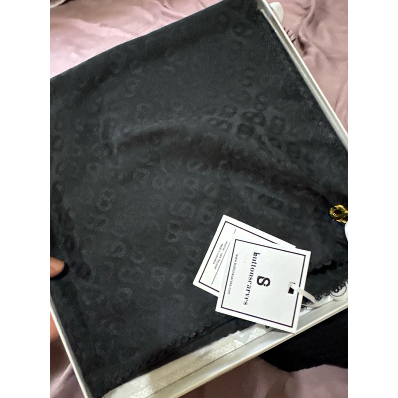 everyday tapis embossed mareorite