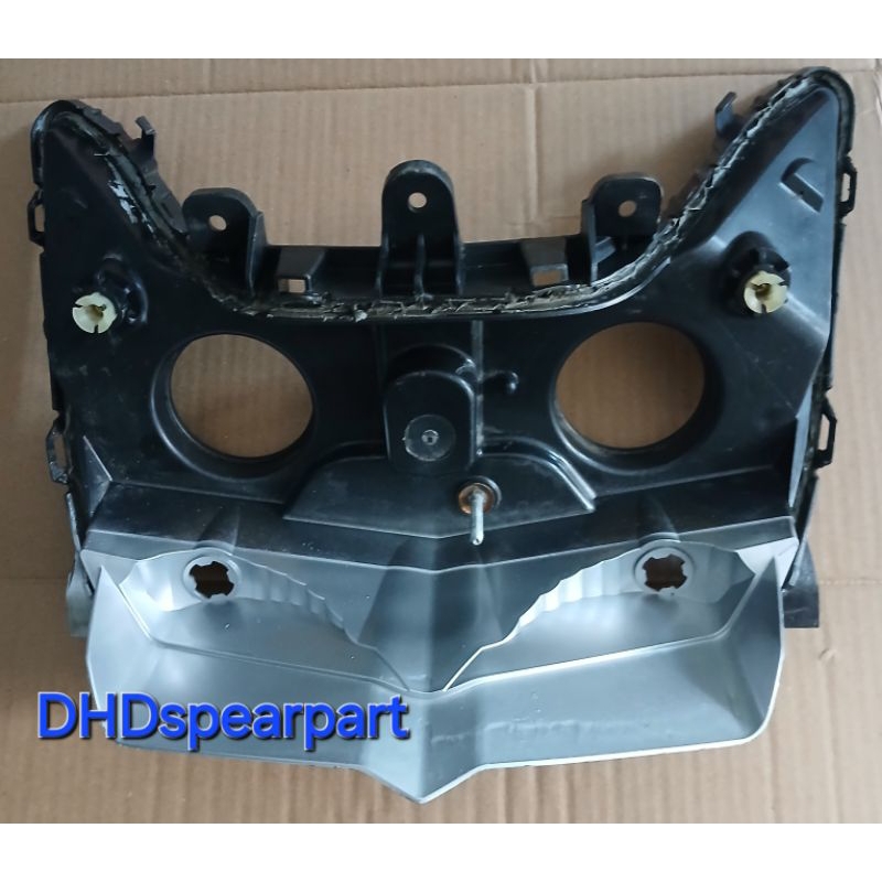 Reflektor Lampu Depan bagian Dalam Vario 125 Old Second Original