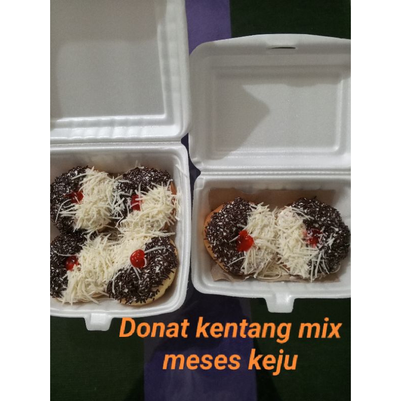 

DONAT KENTANG MESES MIX KEJU (KURIR INSTAN ONLY)