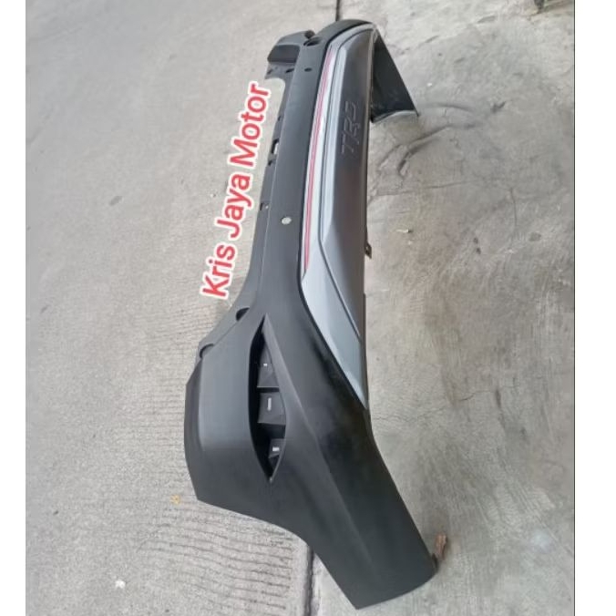 Bemper Belakang + Bodykit TRD Rush 2019-2023 Original