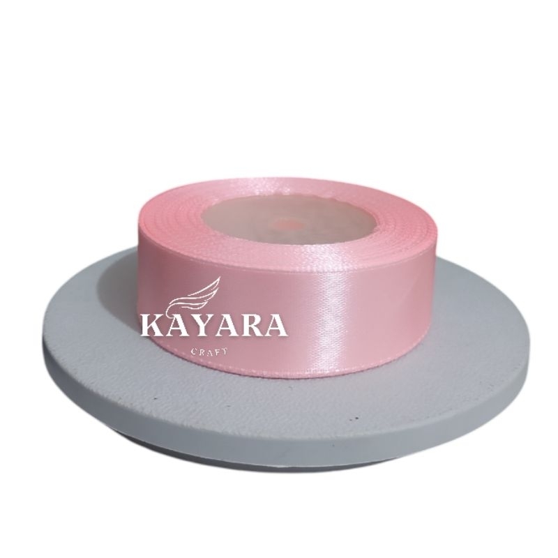

Pita Satin Saten 2,5cm BABY PINK per rol