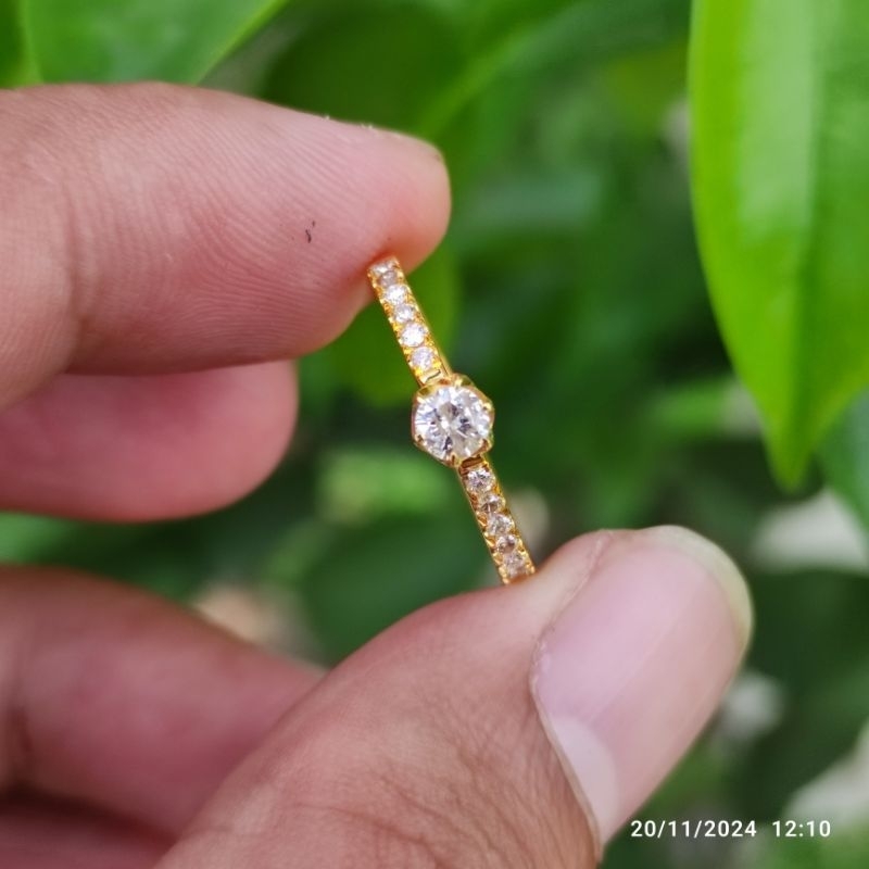 cincin Solitaire emas berlian asli eropa