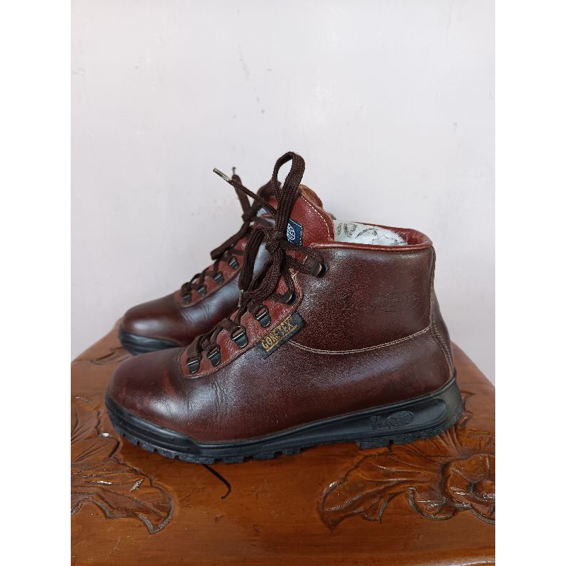Vasque size 41 insole 26 cm, sepatu gunung, sepatu outdoor, sepatu hiking