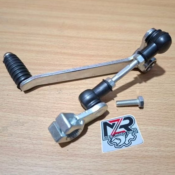 PEDAL VERSNELENG THUNDER 125//PEDAL OPERAN GIGI SUZUKI THUNDER 125