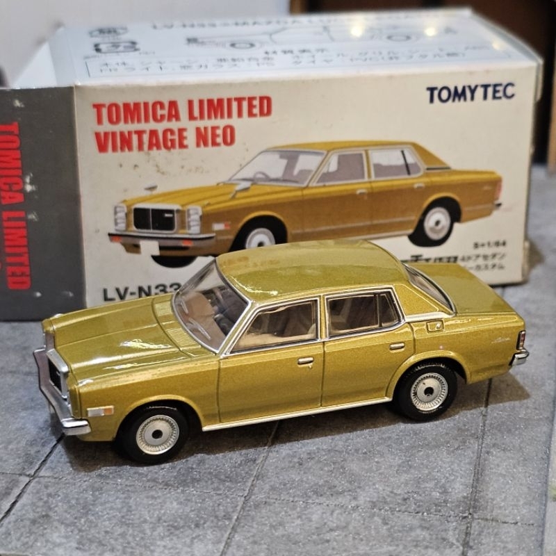 tomica limited vintage neo Lv N33 Mazda Luce Legato sedan 4 door 2000 gloria civic