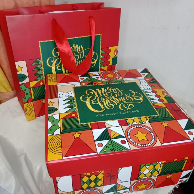 

BOX NATAL KOTAK SET PAPERBAG CHRISTMAS HARDBOX HADIAH NATAL