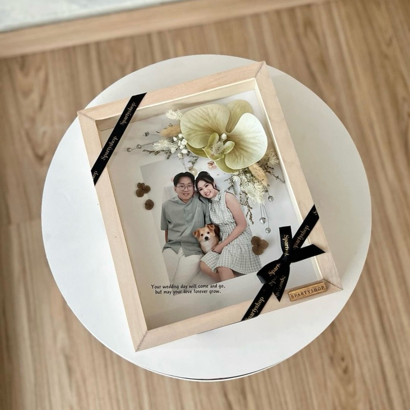 ORCHID FRAME | Kado Murah | Birthday, Wedding, Graduation, Anniversary Gift | With Dried Flower