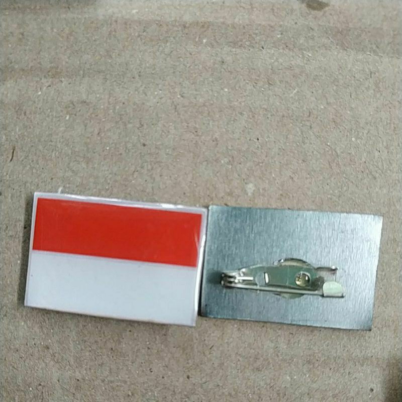 Pin bendera merah putih/Pin merah putih