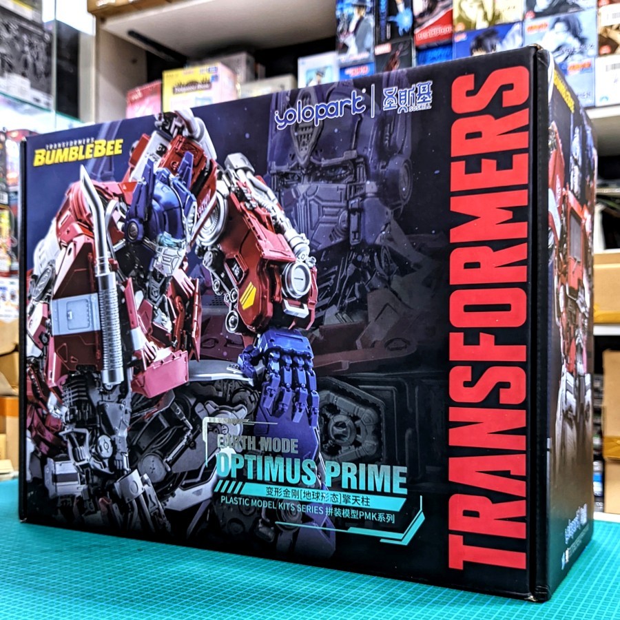 Yolopark Earth Mode Optimus Prime