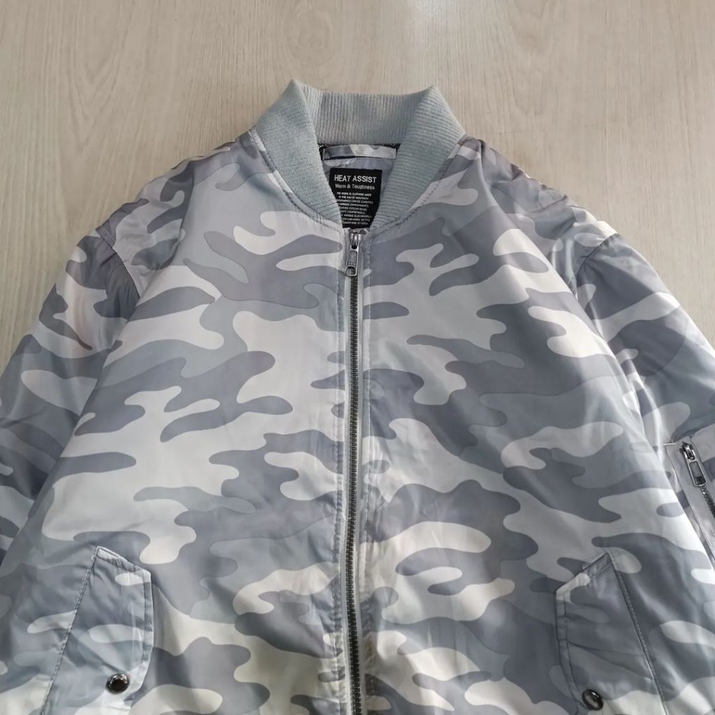 HEAT ASSIST BOMBER JACKET CAMO