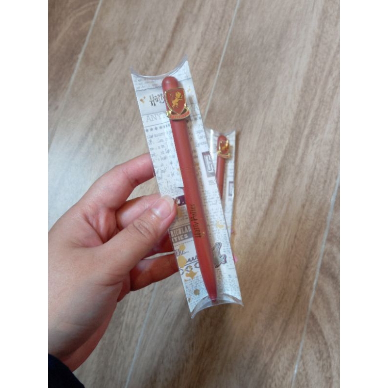 

Harry Potter Ballpoint Pen Pulpen Harry Potter x Miniso