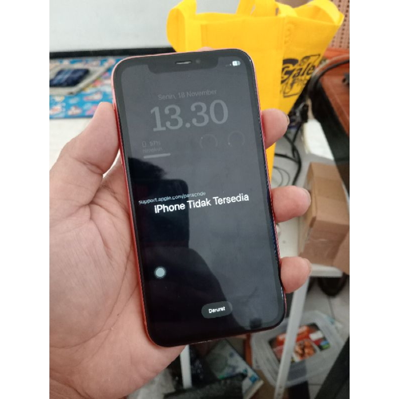 iPhone XR lock iCloud bahan bypass