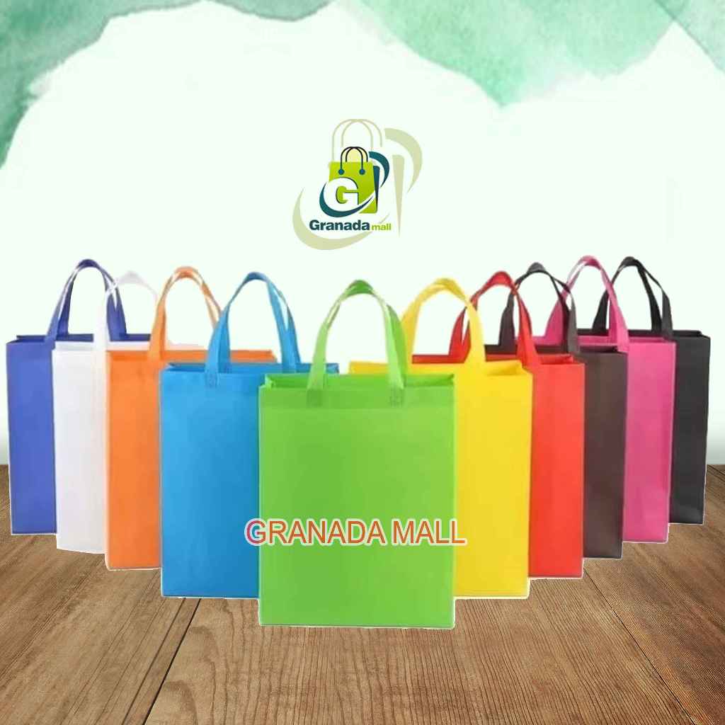 

Tas Tentang Spunbond Pres Tali Handle Souvenir Hajatan Wedding Harga lusinan