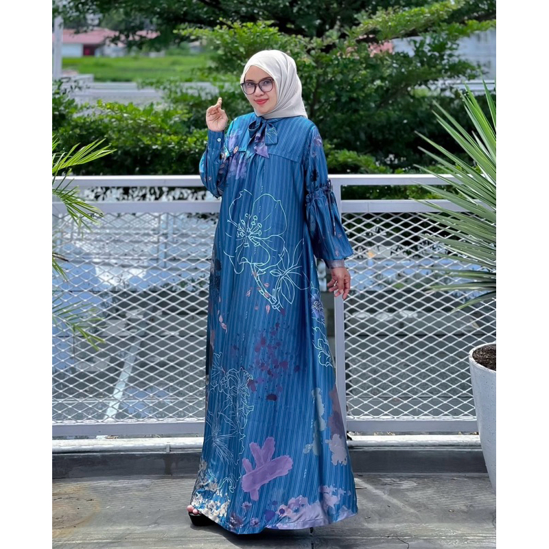 Aina Dress